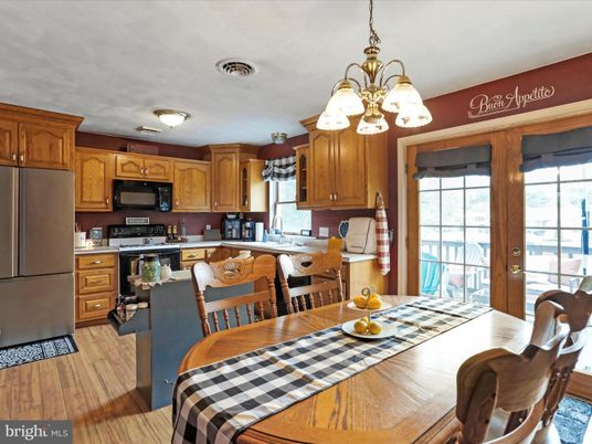 Chandelier, Dining room, Interior, Kitchen, Pendant Lights, Wood Texture Flooring