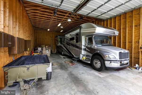Garage, Interior, Wooden Walls