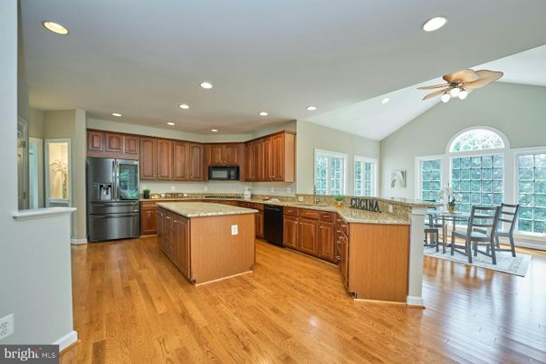 Dining room, Interior, Kitchen, Recessed Lighting, Wood Texture Flooring