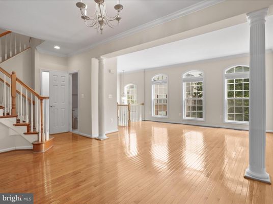 Chandelier, Empty room, Interior, Recessed Lighting, Wood Texture Flooring