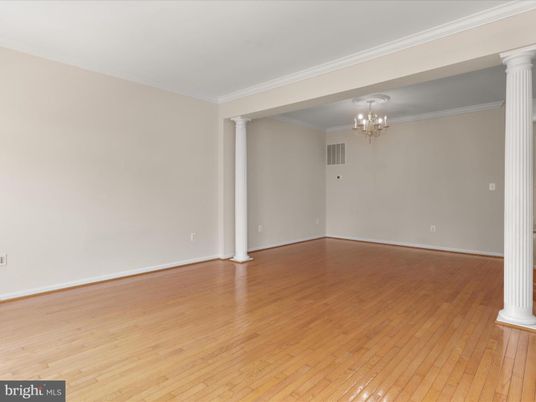 Chandelier, Empty room, Interior, Wood Texture Flooring