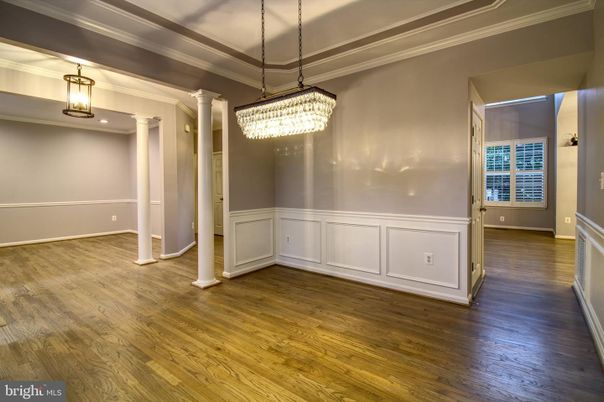 Chandelier, Empty room, Interior, Wood Texture Flooring