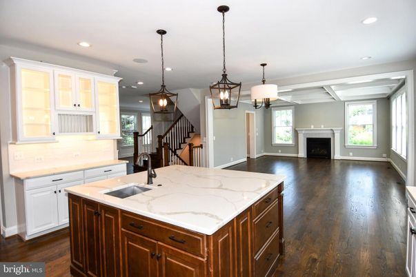 Fireplace, Interior, Kitchen, Pendant Lights, Recessed Lighting, Wood Texture Flooring