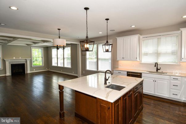 Fireplace, Interior, Kitchen, Pendant Lights, Recessed Lighting, Wood Texture Flooring