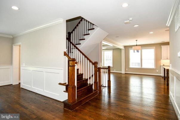 Interior, Pendant Lights, Recessed Lighting, Wood Texture Flooring