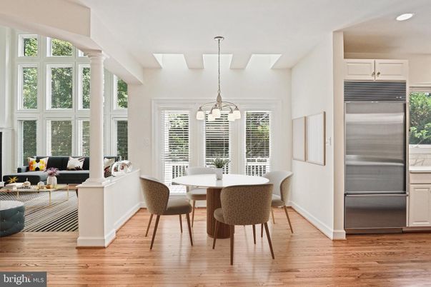 Dining room, Interior, Kitchen, Living room, Pendant Lights, Recessed Lighting, Stainless Steel Appliances, Wood Texture Flooring