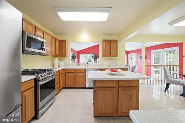 Interior, Kitchen, Stainless Steel Appliances