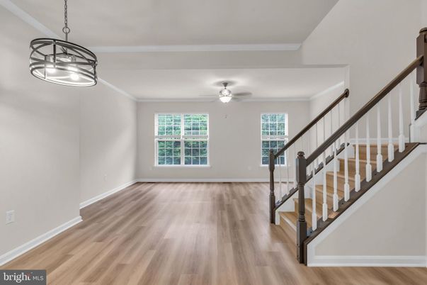Empty room, Interior, Pendant Lights, Wood Texture Flooring