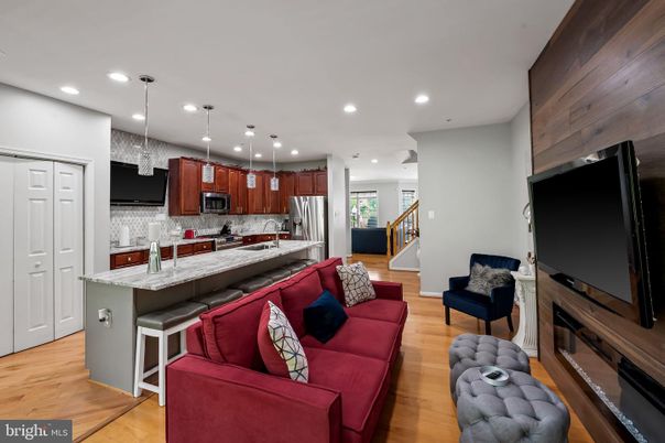 Interior, Kitchen, Living room, Pendant Lights, Recessed Lighting, Stainless Steel Appliances, Wood Texture Flooring