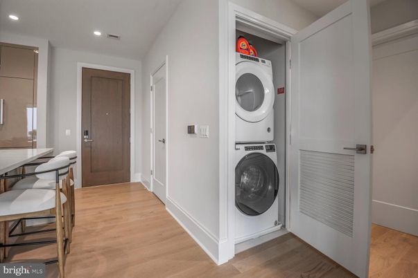 Interior, Recessed Lighting, Utility Closets, Washer, Wood Texture Flooring