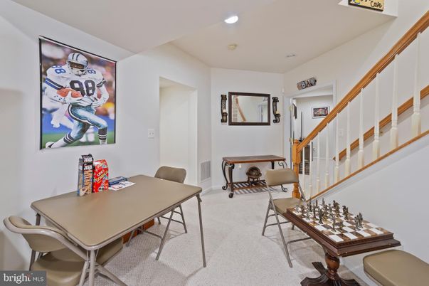 Dining room, Interior, Recessed Lighting