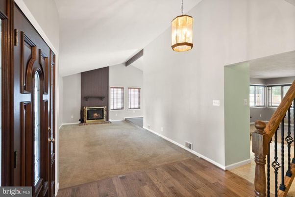 Fireplace, Interior, Pendant Lights, Wood Texture Flooring