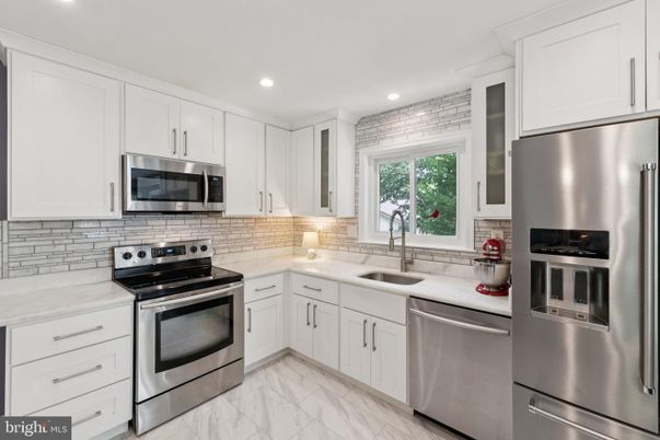Interior, Kitchen, Marble, Recessed Lighting, Stainless Steel Appliances