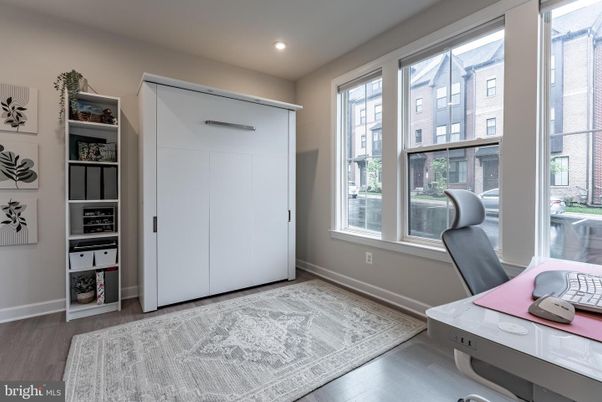 Home Office, Interior, Recessed Lighting, Wood Texture Flooring