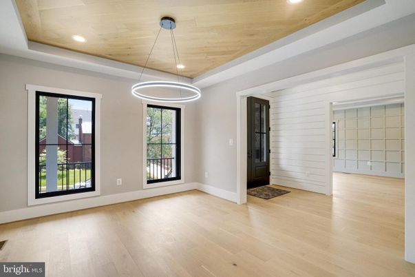 Empty room, Interior, Pendant Lights, Recessed Lighting, Wooden Ceilings, Wood Texture Flooring