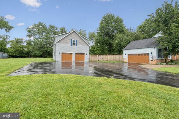 Backyard, Detached Garage, Exterior