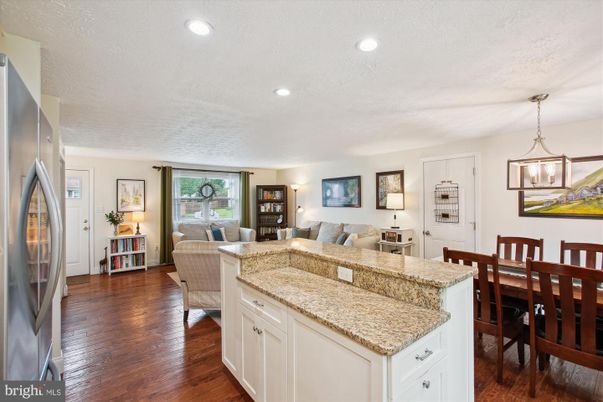 Dining room, Interior, Kitchen, Living room, Pendant Lights, Recessed Lighting, Wood Texture Flooring