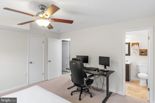 Bathroom, Home Office, Interior
