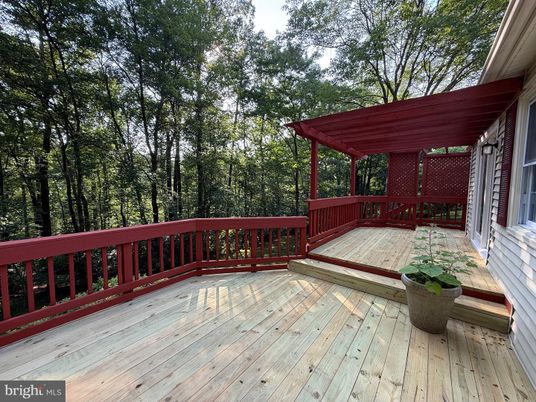 Exterior, Wood Texture Flooring