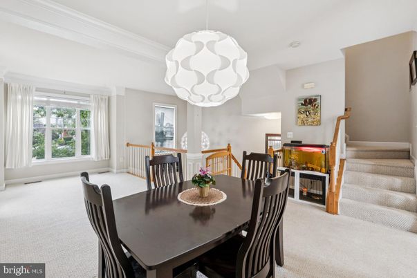 Chandelier, Dining room, Interior, Pendant Lights