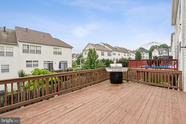 Exterior, Wood Texture Flooring