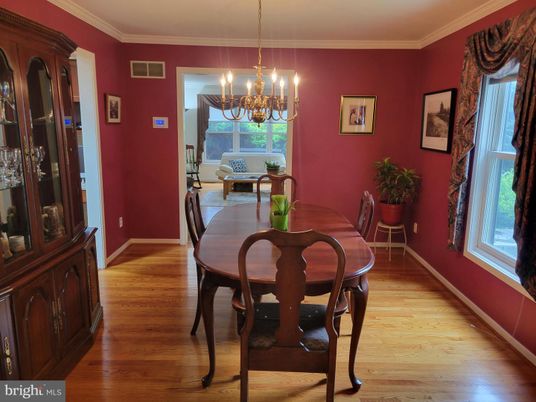 Chandelier, Dining room, Interior, Wood Texture Flooring