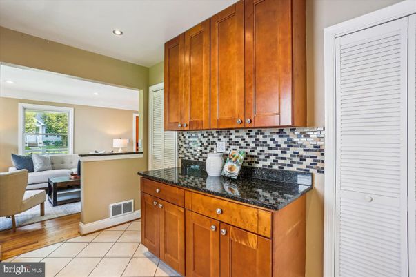 Interior, Kitchen, Living room, Recessed Lighting, Wood Texture Flooring