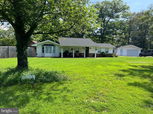 Backyard, Detached Garage, Exterior