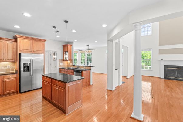 Fireplace, Interior, Kitchen, Pendant Lights, Recessed Lighting, Wood Texture Flooring
