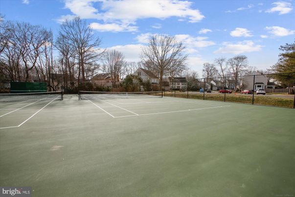 Exterior, Tennis Courts