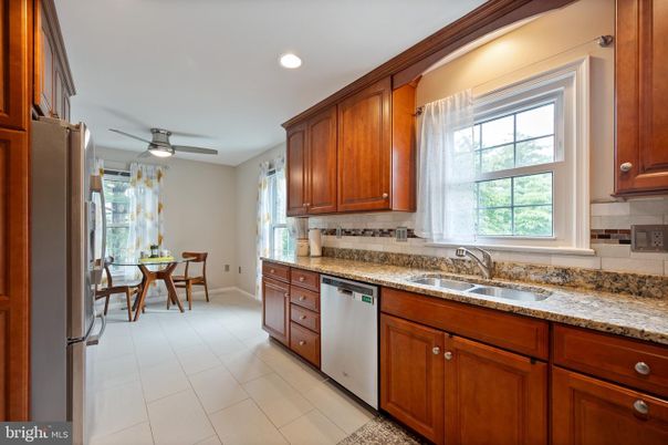 Dining room, Interior, Kitchen, Recessed Lighting