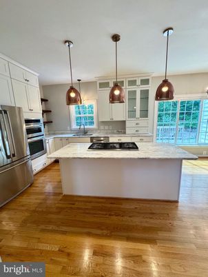 Interior, Kitchen, Pendant Lights, Wood Texture Flooring
