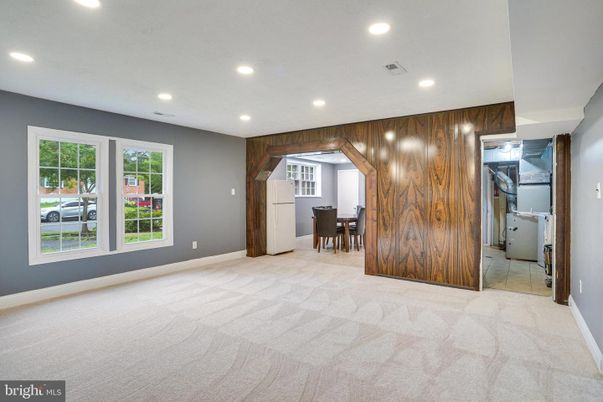 Dining room, Interior, Recessed Lighting, Wooden Walls