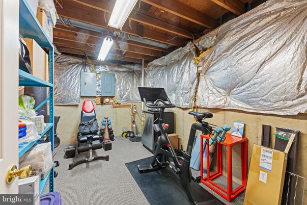 Fitness Equipment, Interior, Wooden Beams, Wooden Ceilings
