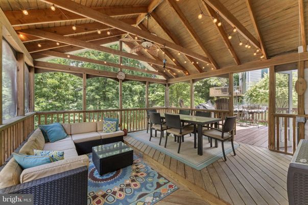 Dining room, Interior, Sun Room, Wooden Beams, Wooden Ceilings, Wood Texture Flooring