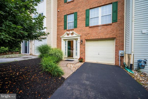 Attached, Exterior, Facade, Brick Facade, Rowhouse