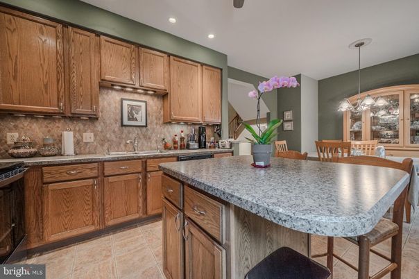 Dining room, Interior, Kitchen, Pendant Lights, Recessed Lighting