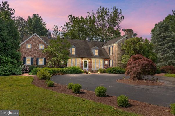 Exterior, Facade, Brick Facade, Brick Traditional