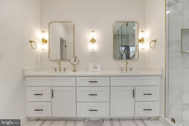 Bathroom, Dual Sink Vanities, Glass Shower, Interior