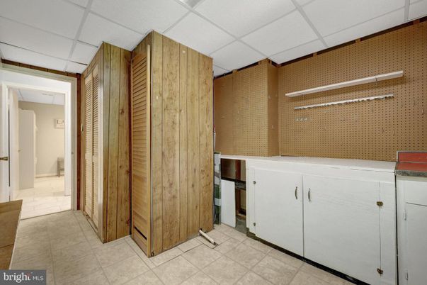 Interior, Wooden Walls