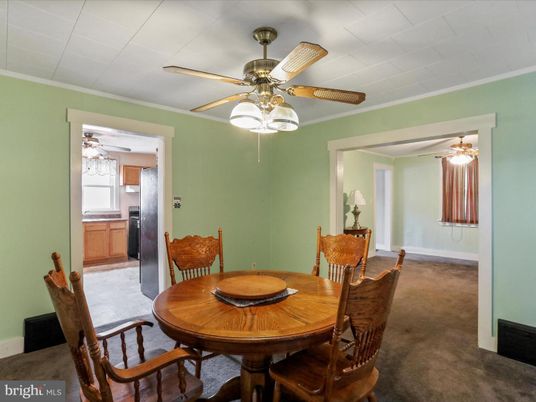 Dining room, Interior