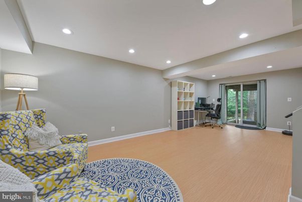 Home Office, Interior, Recessed Lighting, Wood Texture Flooring