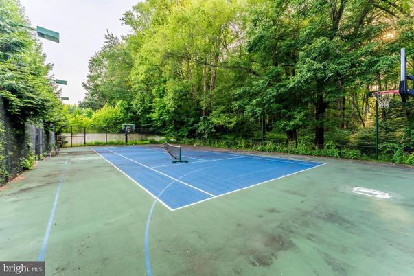Exterior, Tennis Courts