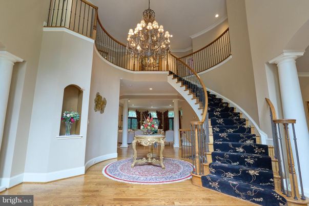Chandelier, Interior, Recessed Lighting, Wood Texture Flooring