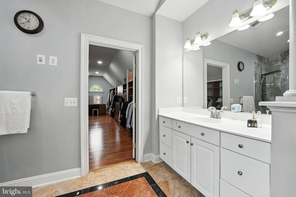Bathroom, Interior, Recessed Lighting, Wood Texture Flooring