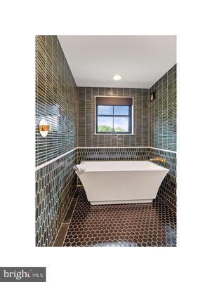 Bathroom, Free Standing Baths, Interior, Recessed Lighting