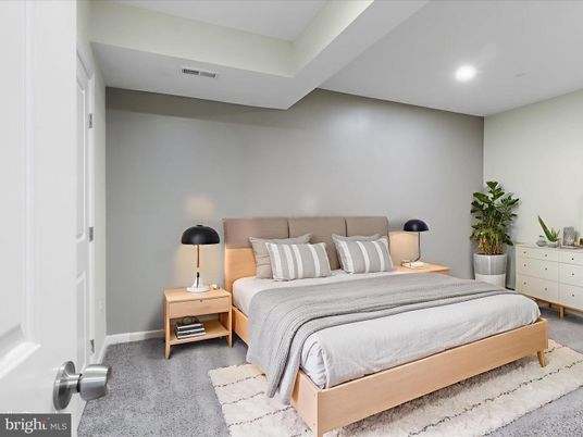 Bedroom, Interior, Recessed Lighting