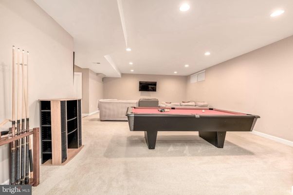Billiard Table, Game Room, Interior, Recessed Lighting