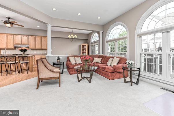 Chandelier, Interior, Kitchen, Living room, Recessed Lighting, Wood Texture Flooring