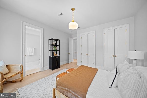 Bedroom, Interior, Pendant Lights, Wood Texture Flooring